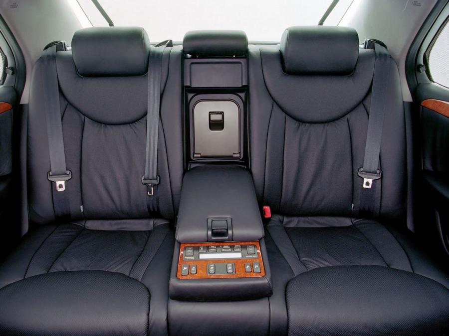  Lexus LS430 2000 года  (AU) (фото 2 из 16)